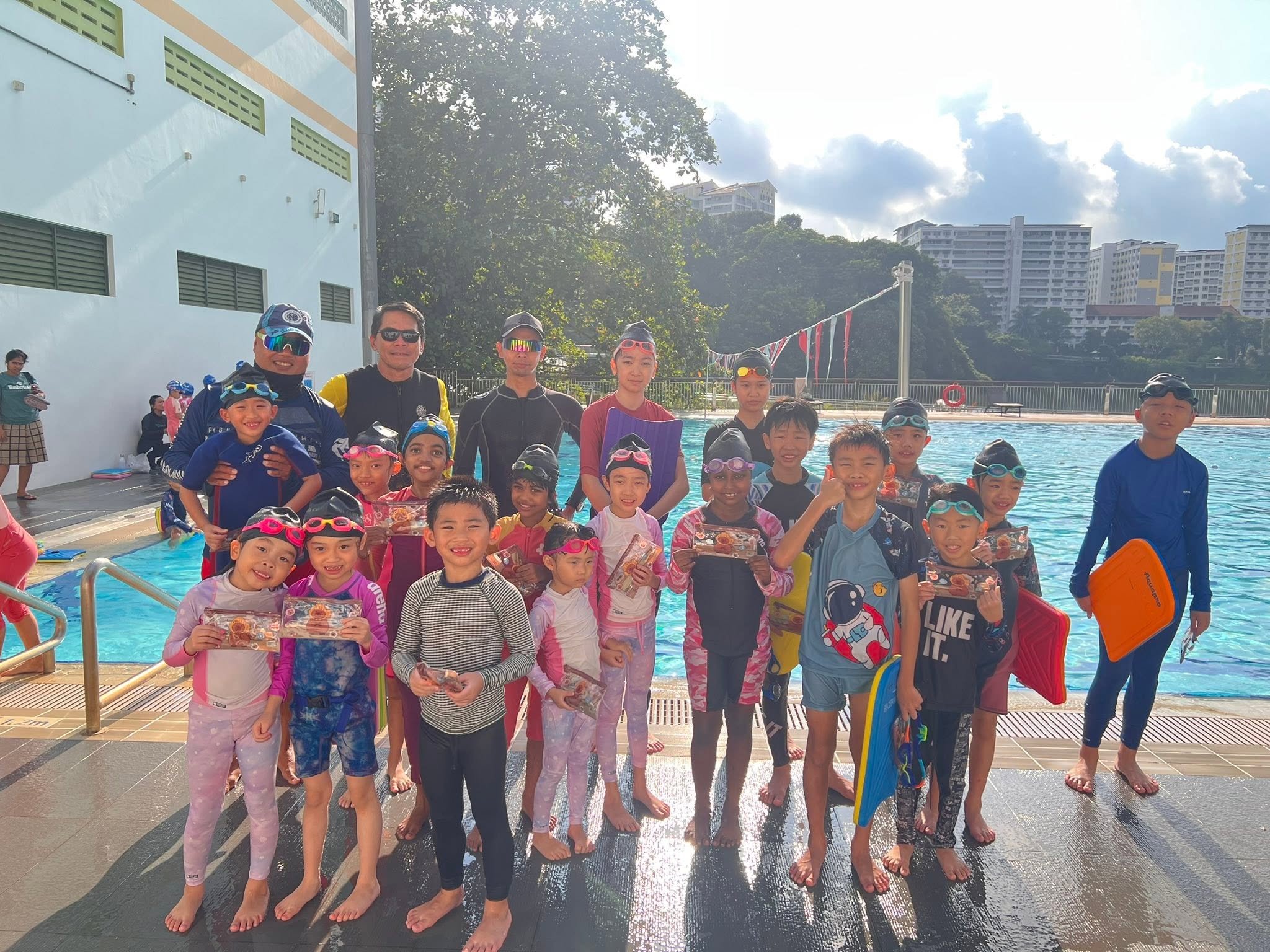 A Senja Cashew swimming lesson in progress